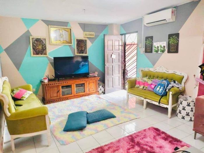 FULLY RENOVATED DOUBLE STOREY HOUSE TAMAN SAUJANA KLANG (FULL LOAN AVAILBLE)
