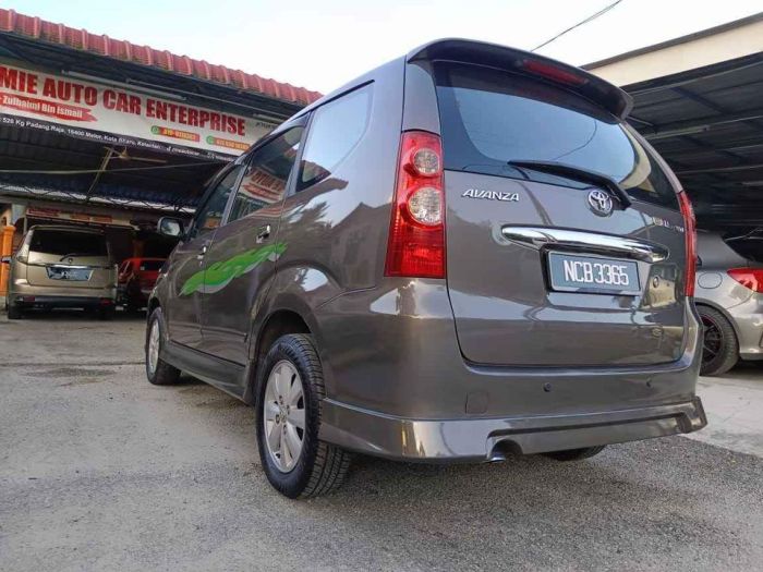 Toyota Avanza 1.5 (G) Auto 2008