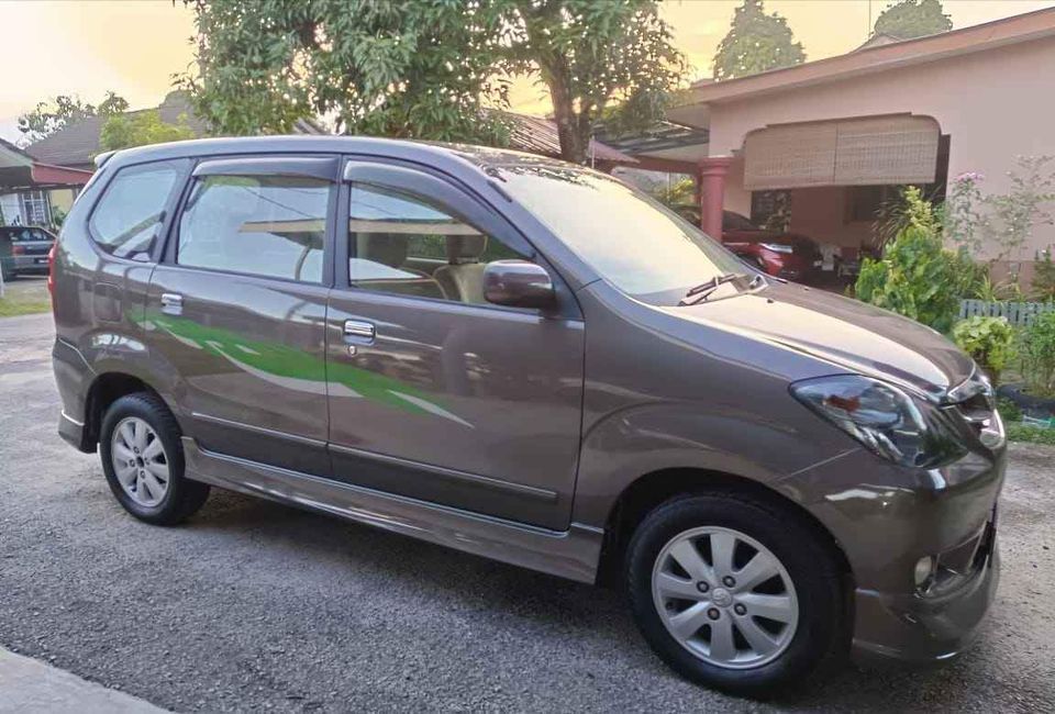 Toyota Avanza 1.5 (G) Auto 2008
